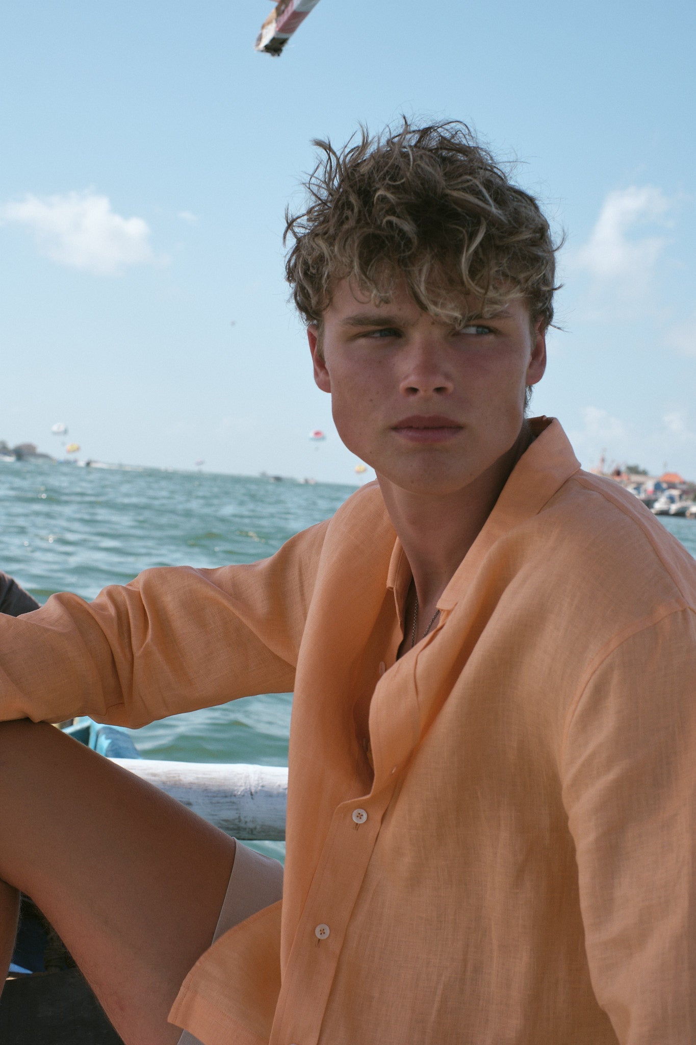 Relaxed Linen Shirt 07